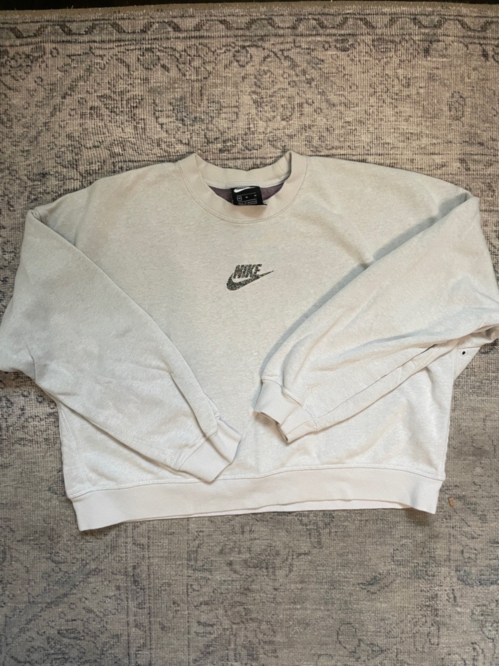 Nike Crewneck Sweatshirt - Light Gray